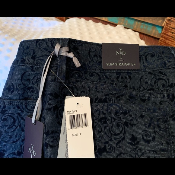 NWT NYDJ Slim Straight ‘Indigo Medallion’ Jeans 4 - Picture 2 of 9